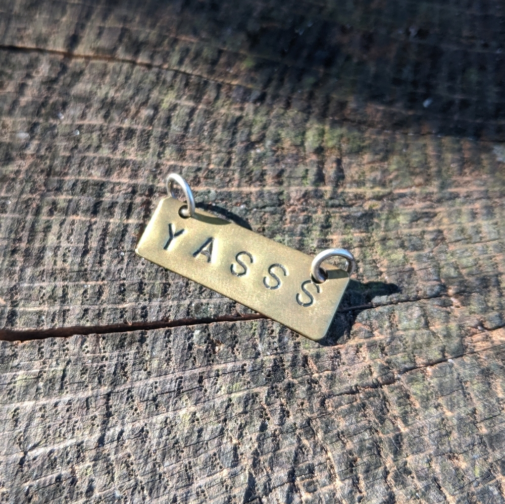 🔴3/$10 SALE ✨"Yasss" Handmade Necklace Bar✨